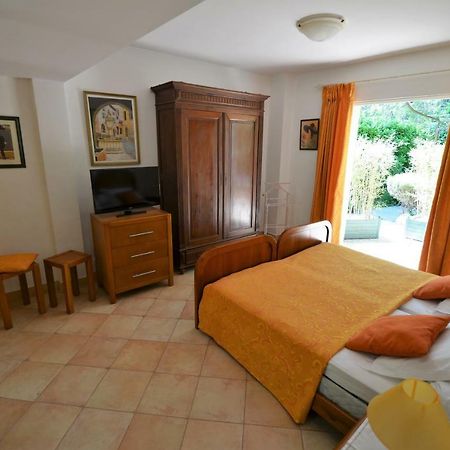 Au Vallon Rouge Saint-Paul-de-Vence Eksteriør billede